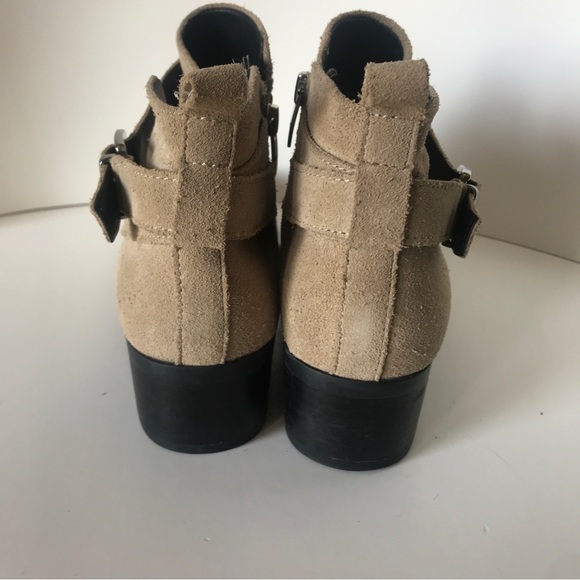 Marc Fisher 9.5 Natural Suede Beige Ireene Pointed Toe Strap Detail Ankle Boots. - Picture 10 of 14